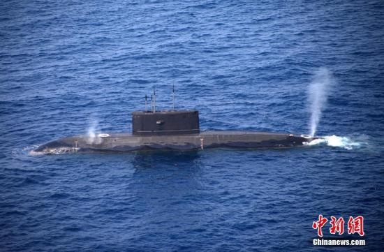 黑客入侵潜艇视频播放网站(黑客控制潜艇发射导弹)
